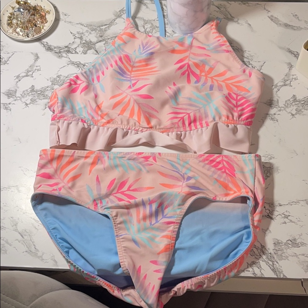 girls swim suit